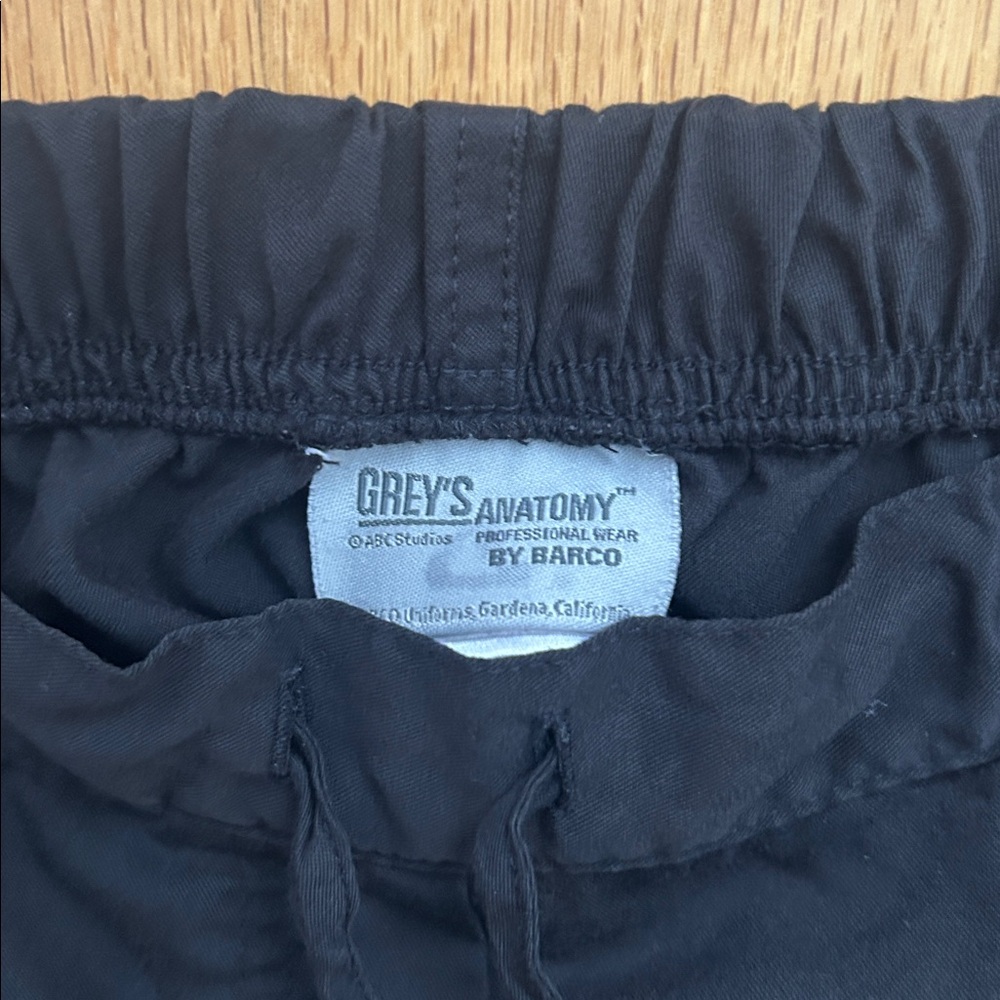 Grey's Anatomy Charcoal Scrub Pants - Picture 2 of 3